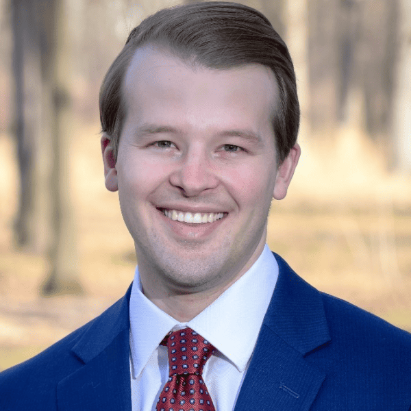 Headshot of Larry Pershing, CFP®, RMA®