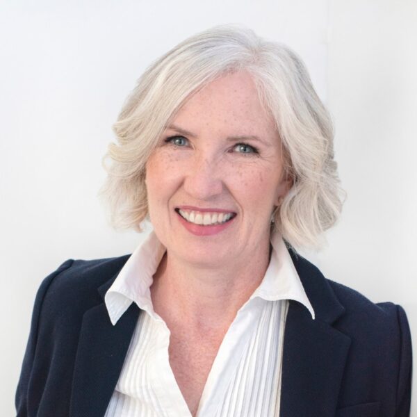 Headshot of Maureen Demers, CFP®