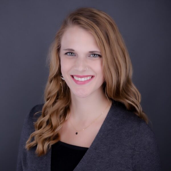 Headshot of Tori Ten Hagen, CFP®