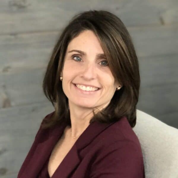 Headshot of Susan Roman, CFP®