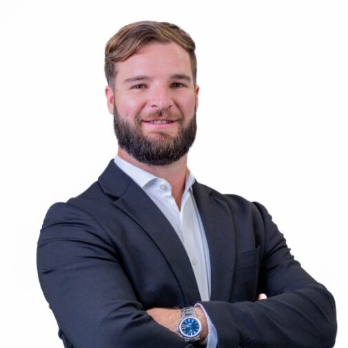 Headshot of Alex Alonso