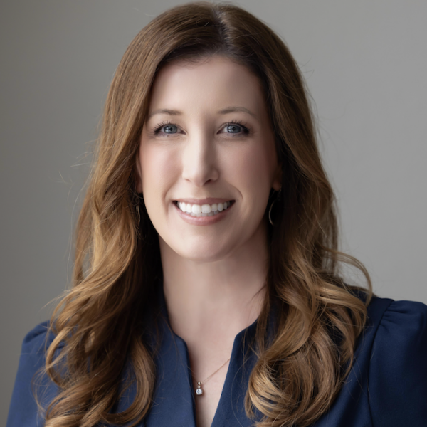 Headshot of Darcy Borella Gonsalves, CFP®