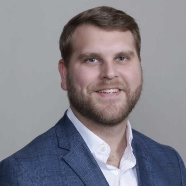 Headshot of Brad Yeakle, ChFC®