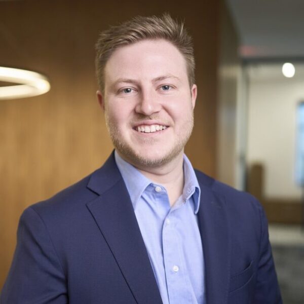 Headshot of Alex Schremmer, CFP®