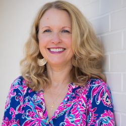 Headshot of Christine Luken Financial Coaching