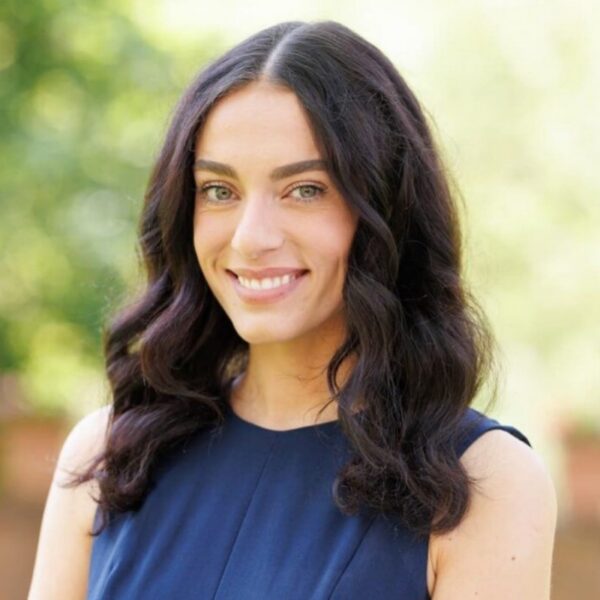Headshot of Dionna Poluch, CFP®