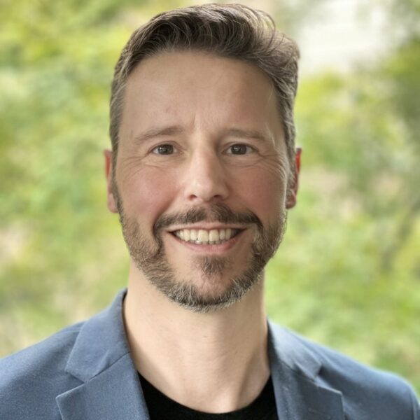 Headshot of Guillaume Decalf