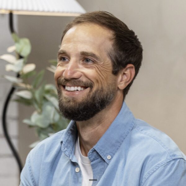 Headshot of Nyle Bayer, AIF®, ARPC